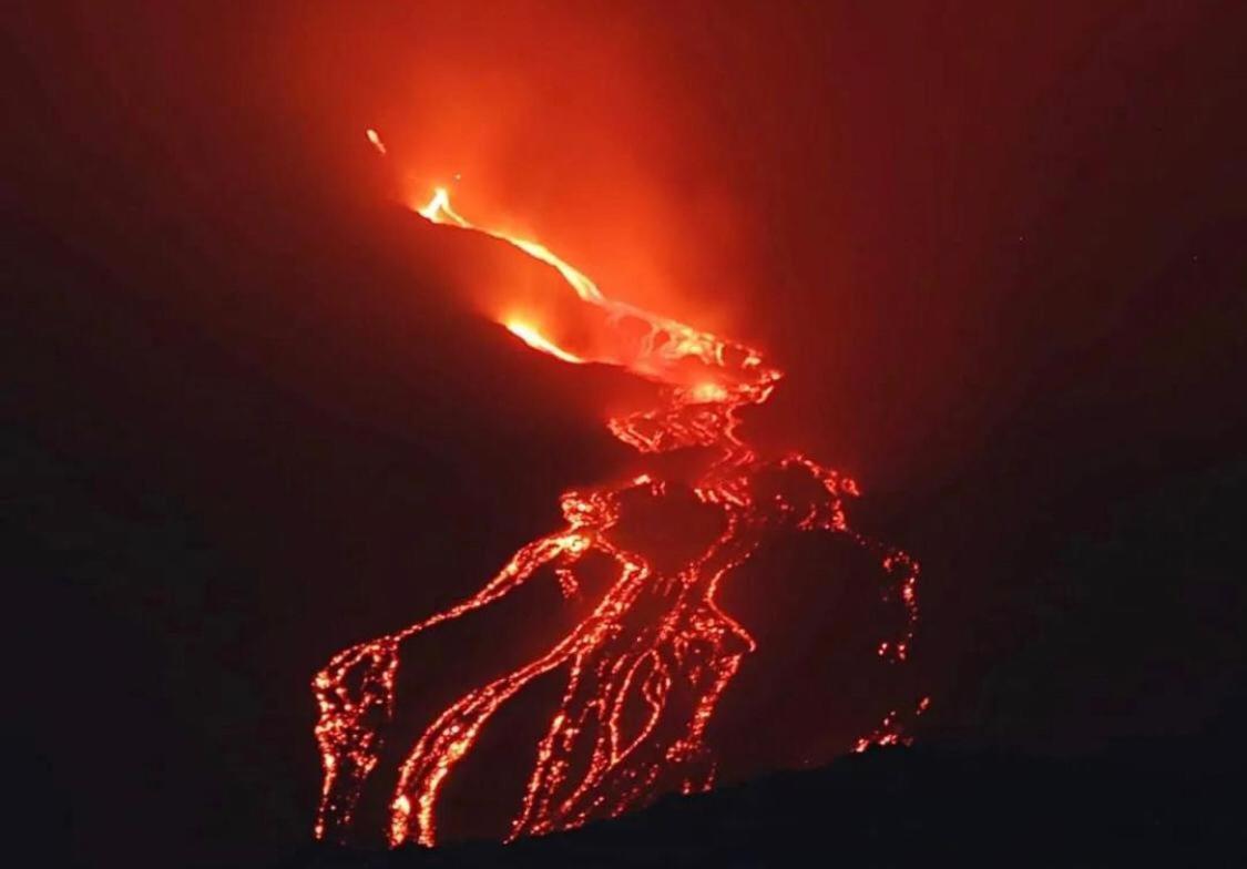 Etna City Home Accogliente Nel Cuore Di Catania-Fontanarossai nemzetközi repülőtér Kültér fotó